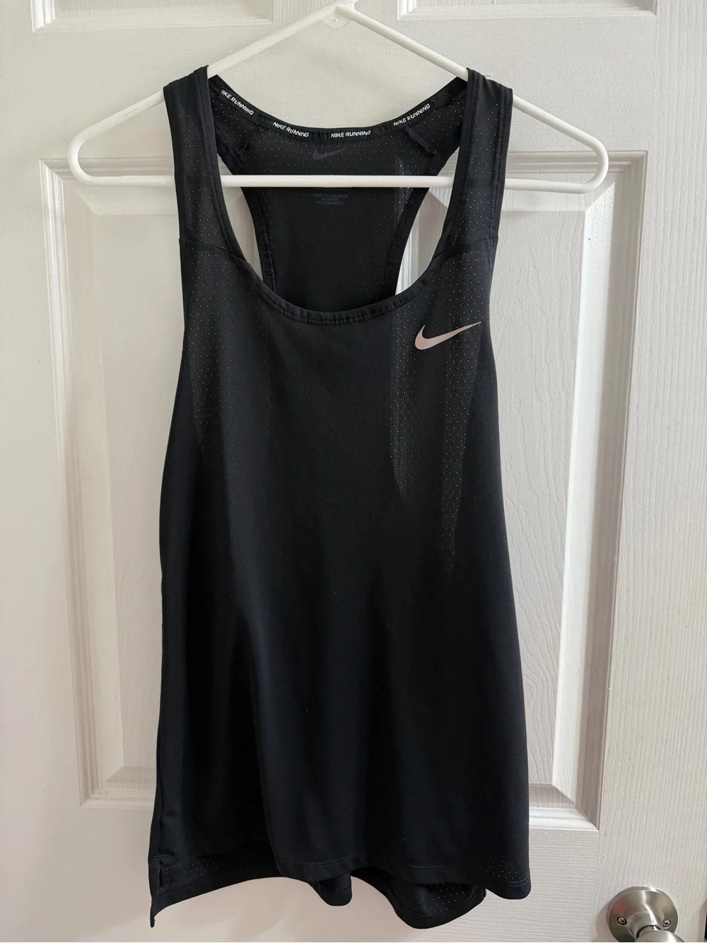 Nike Women’s Black Racerback Tank w Swoosh Dri Ft Medium M